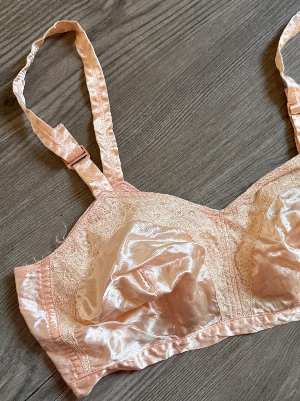 Lilees Vintage Pink Satin Bra
